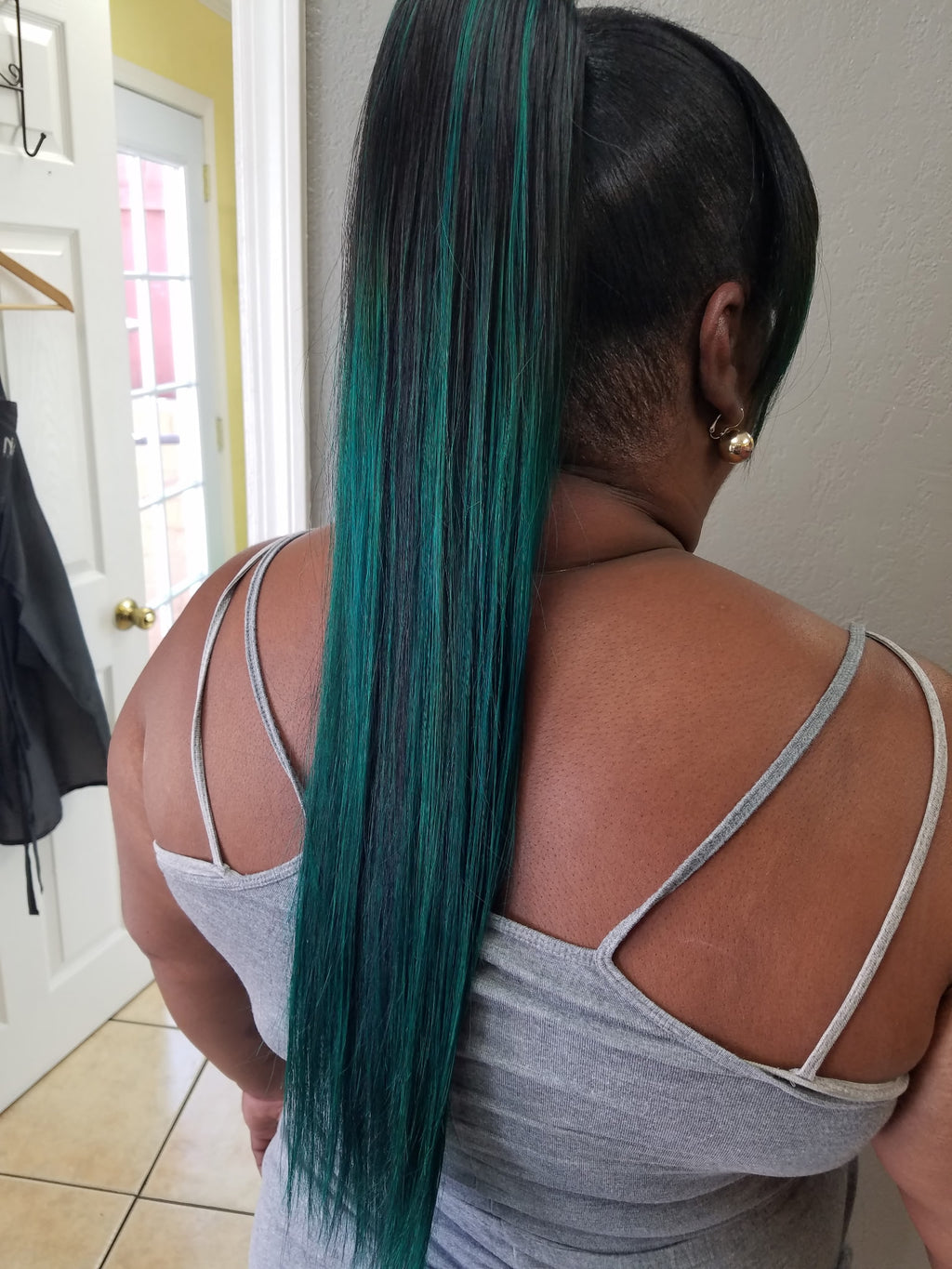 Thee Cut Creataa | Desiree