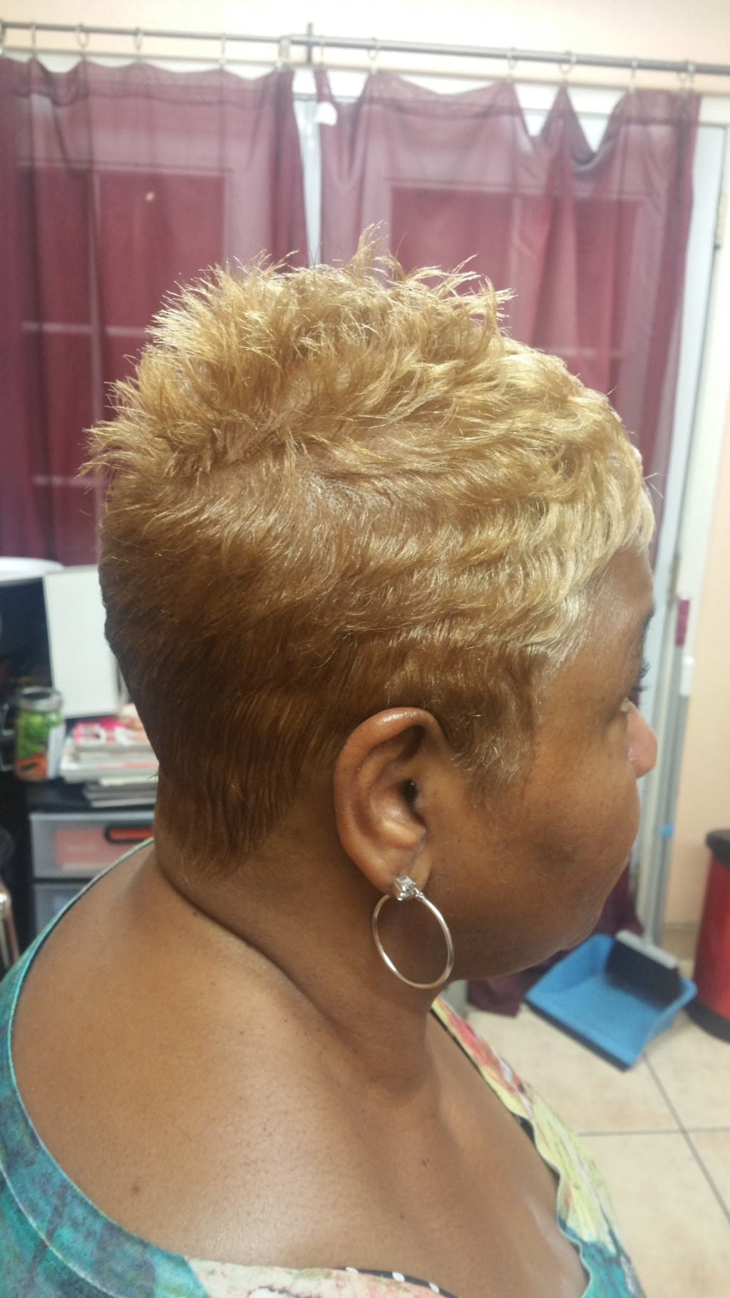 Thee Cut Creataa | Desiree