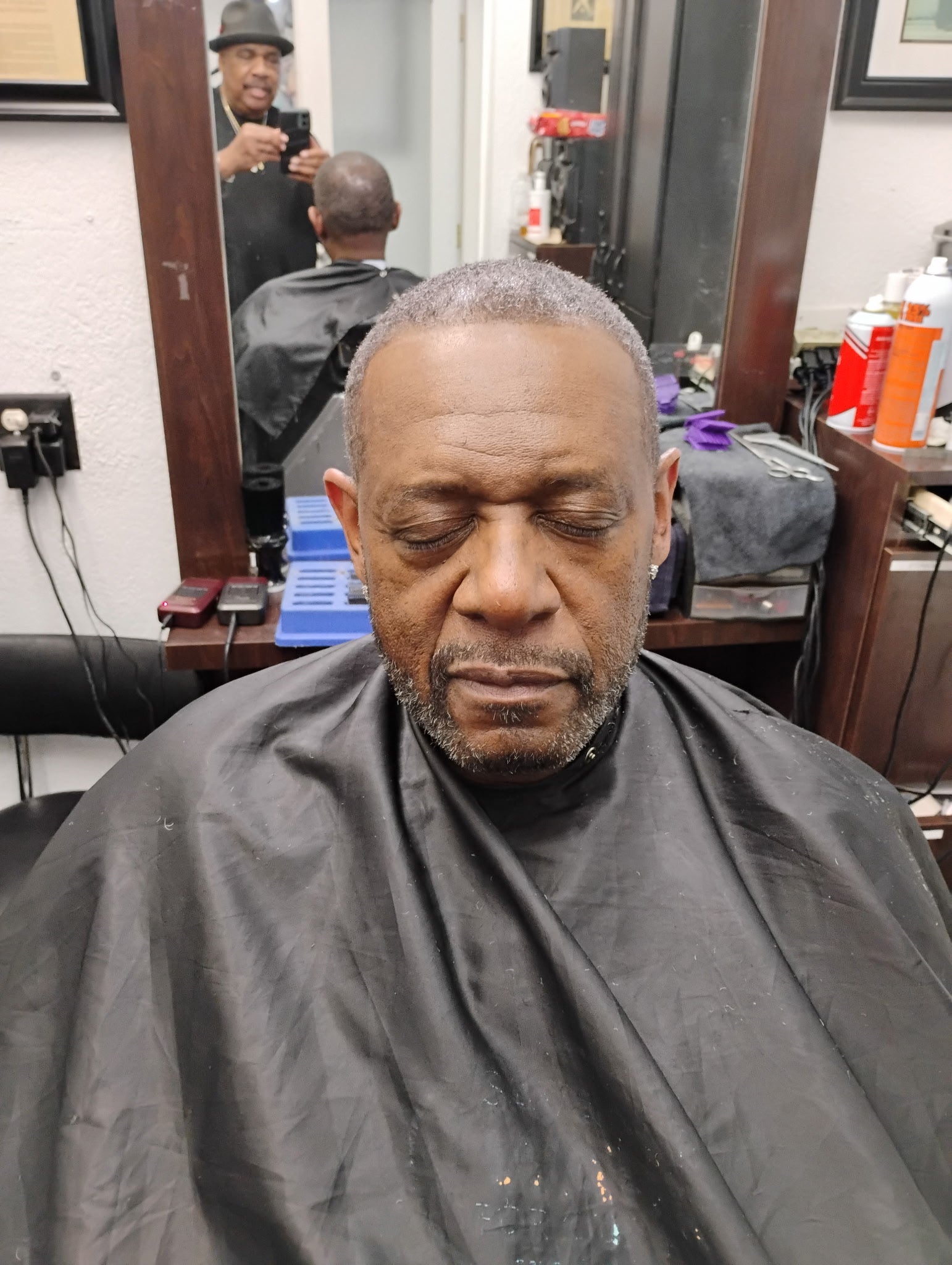 Double D The Barber